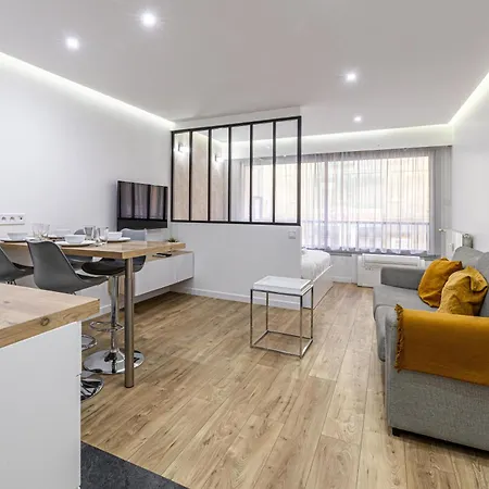 Апартаменты 8 Merle T2 - Moderner Pour 4 Personnes Proche Palais