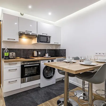 8 Merle T2 - Moderner Pour 4 Personnes Proche Palais