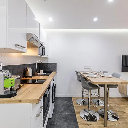 8 Merle T2 - Moderner Pour 4 Personnes Proche Palais Канны