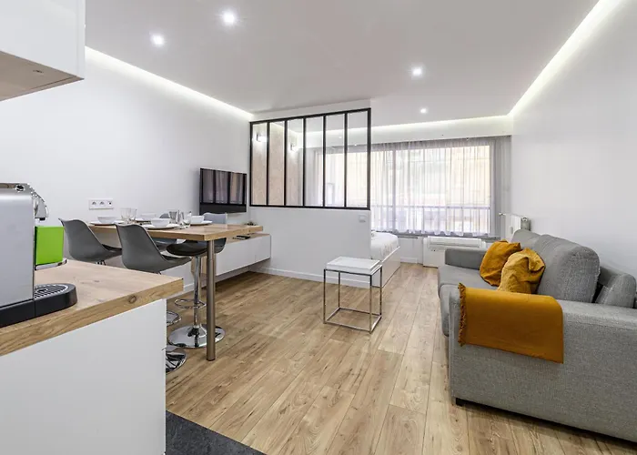 Апартаменты 8 Merle T2 - Moderner Pour 4 Personnes Proche Palais